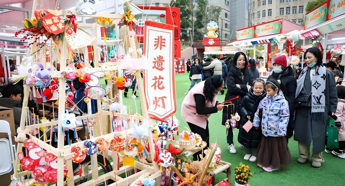 非遗传承20余载、李子柒重出江湖，对上海有何启发？